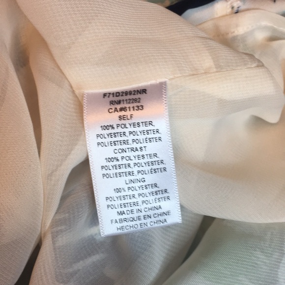 Adelyn Rae NEW Tropical Cold Shoulder Dress - Picture 6 of 7